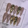 nude and gold nails - Dreamall