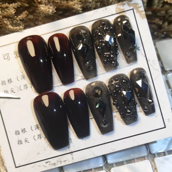 black nails with rhinestones - Dreamall